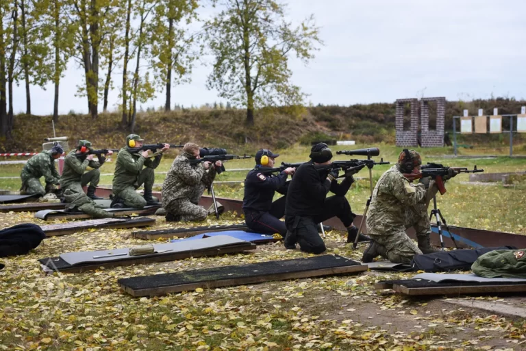 стрельба из боевого оружия